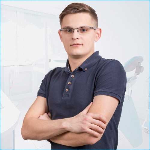 имплантолог рязань. кузнецов имплантолог рязань. дулов филипп. громов дмитрий стоматолог. иван большов рязань.